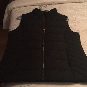 Women’s quilted vest